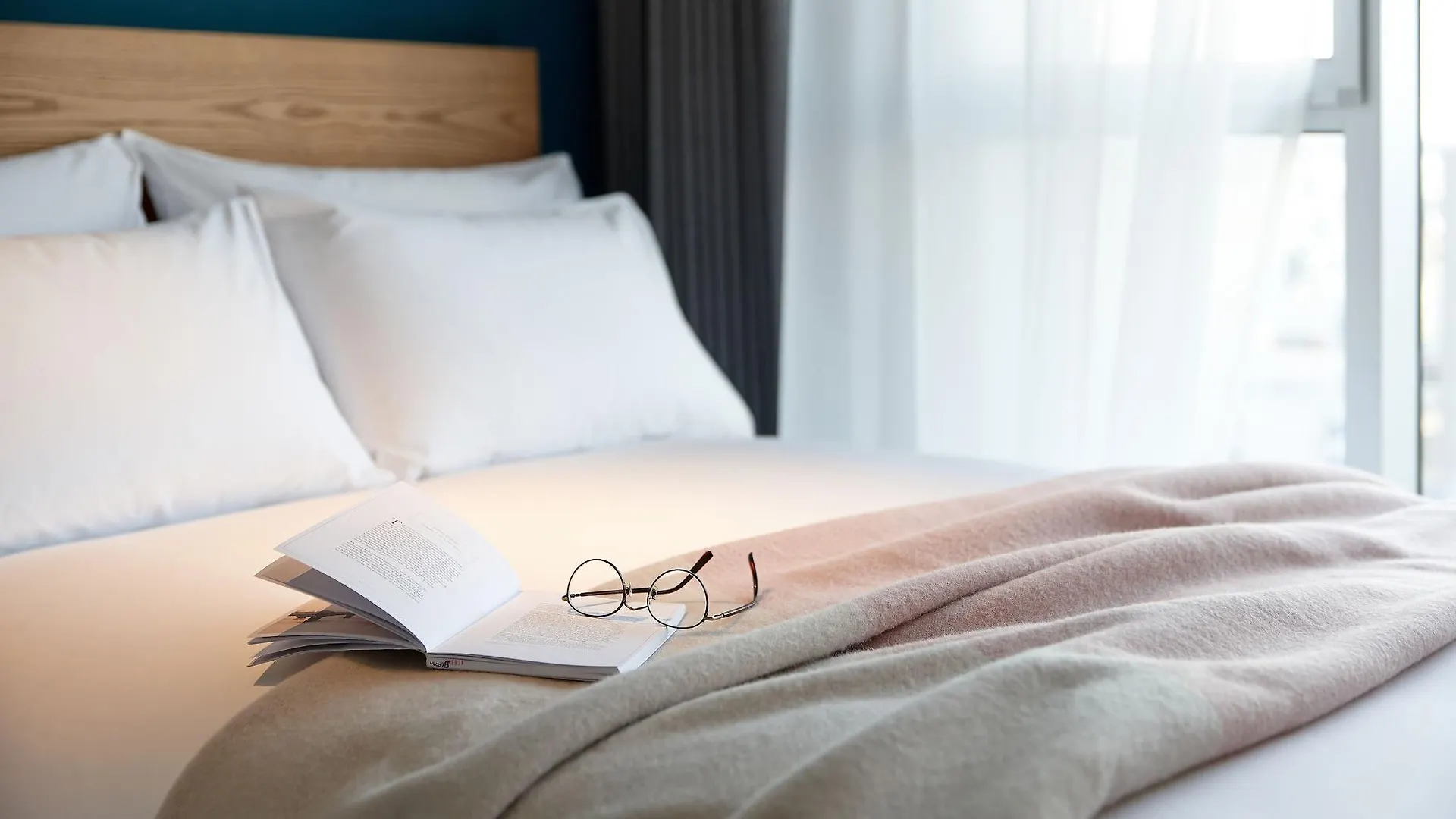 L7 Hongdae By Lotte Hotel Seoul 4*,  South Korea