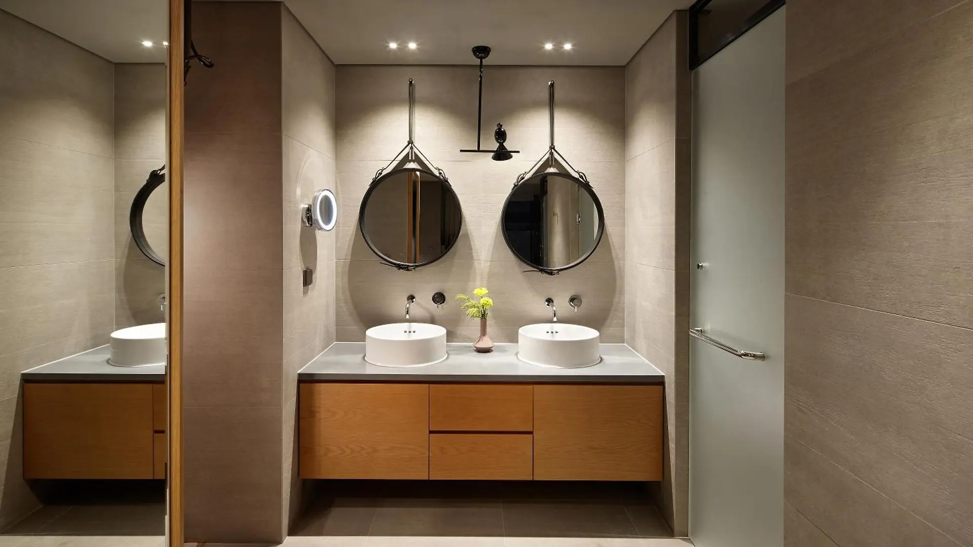 L7 Hongdae By Lotte Hotel Seoul 4*,  South Korea